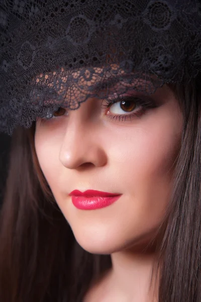 Close-up retrato de jovem bela mulher — Fotografia de Stock