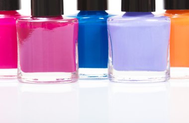 Birkaç tırnak cilası renkli 