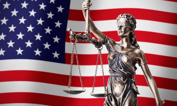 Themis with scale, symbol of justice on USA flag background — Stock Photo, Image