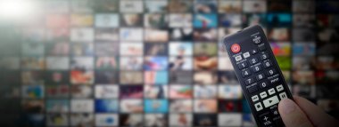 Televizyon yayını, televizyon yayını. Çokluortam duvar kavramı.