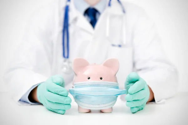 Doctor Piggy Bank Wearing Face Mask Health Costs Health Insurance — Stock Photo, Image