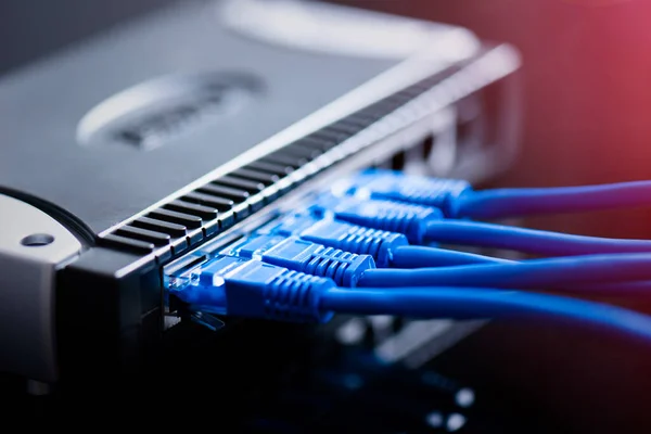 Router Van Dichtbij Snel Internet Modem Apparaat Draadloos Bekabeld Netwerk — Stockfoto