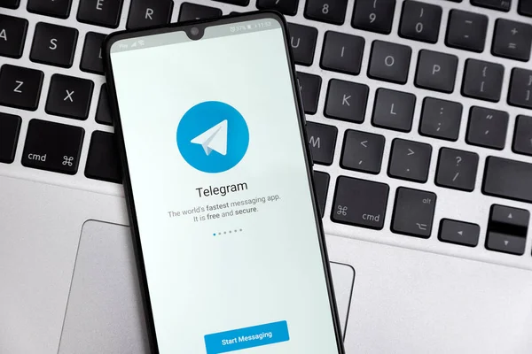 Вроцлав Польша Jan 2021 Telegram Приложение Смартфоне Android Приложение Telegram — стоковое фото