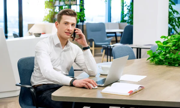 Businessman Working Office Talking Phone Modern Office Interior Background — Stock Photo, Image