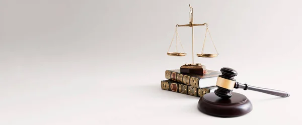Law Concept Met Houten Hamer Weegschaal Advocaat Advocaat Template Achtergrond — Stockfoto