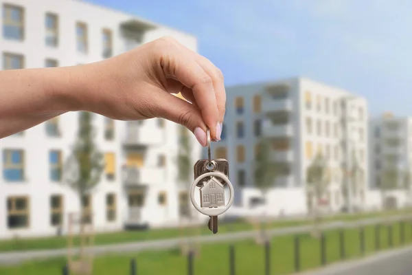 Hand Holds Keys House Purchase Your Own Apartment Concept — Stock Photo, Image