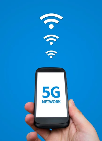 Inteligentny telefon z 5g sieci komunikacji standardowej — Zdjęcie stockowe