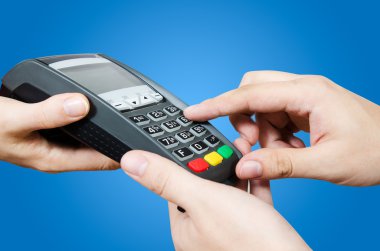 kredi kartı swipe Satılık terminal aracılığıyla ile el