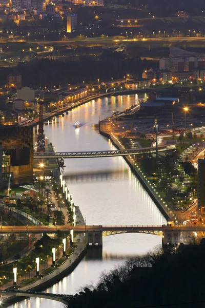 Atardecer en Bilbao, Bizkaia, País Vasco, España — Foto de Stock