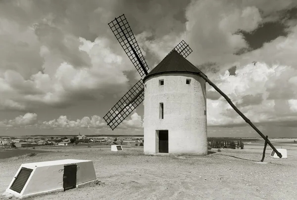 Windmill in Tembleque, Ciudad Real province, Castilla la Mancha, — Stock Photo, Image