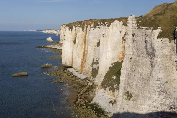 Cliffs in Etretat, Cote d'Albatre, Pays de Caux, Seine-Maritime — Stock Photo, Image