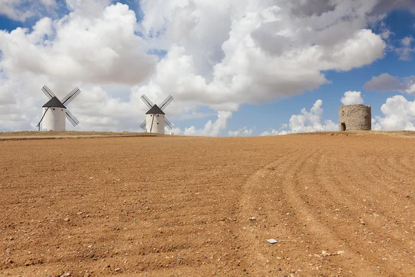 Szélmalom az Tembleque, Ciudad Real tartományban, Castilla la Mancha — Stock Fotó