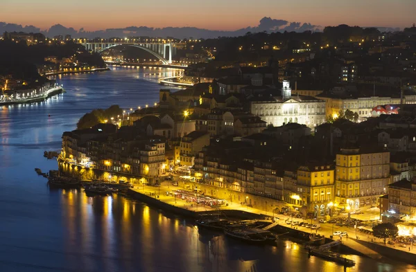 Nocą w Porto, Portugalia — Zdjęcie stockowe