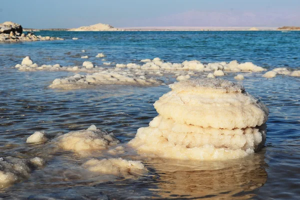 Typiska landskapet i döda havet, Israel — Stockfoto