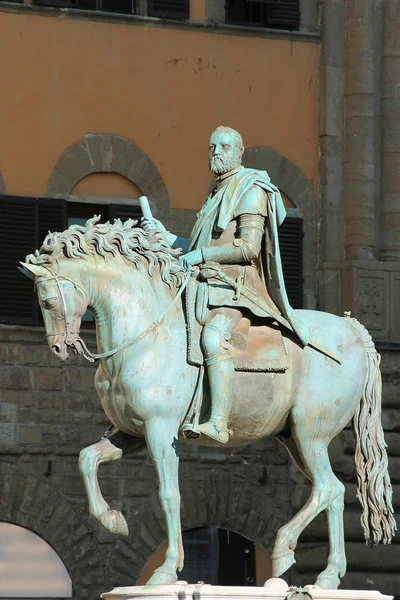 Monumentul ecvestru al lui Cosimo I din Florența, Italia — Fotografie, imagine de stoc