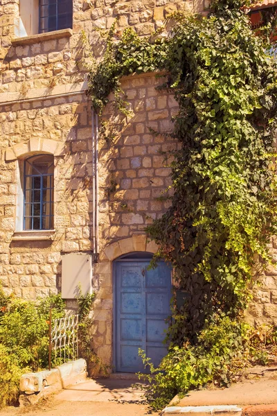 Antigua casa de piedra en Safed, Alta Galilea, Israel — Foto de Stock