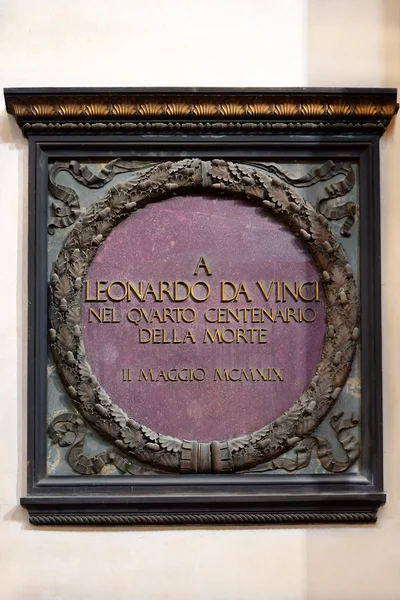 Targa commemorativa di Leonardo Da Vinci nella basilica di Santa Croce, Firenze — Foto Stock