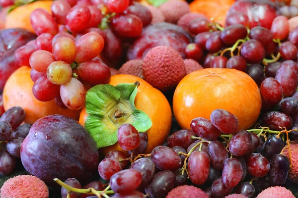 Stilleben av frukt og bær – stockfoto