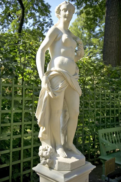 Escultura Pomona Summer Gardens, San Petersburgo — Foto de Stock