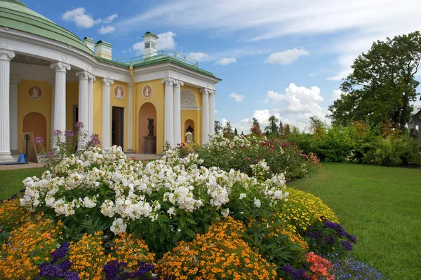 Akik Oda Tsarskoye Selo (Puşkin), Saint-Petersburg soğuk duş — Stok fotoğraf