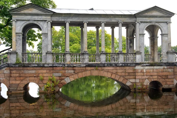 Marmeren brug in Tsarskoye Selo (Poesjkin), Sint-Petersburg — Stockfoto