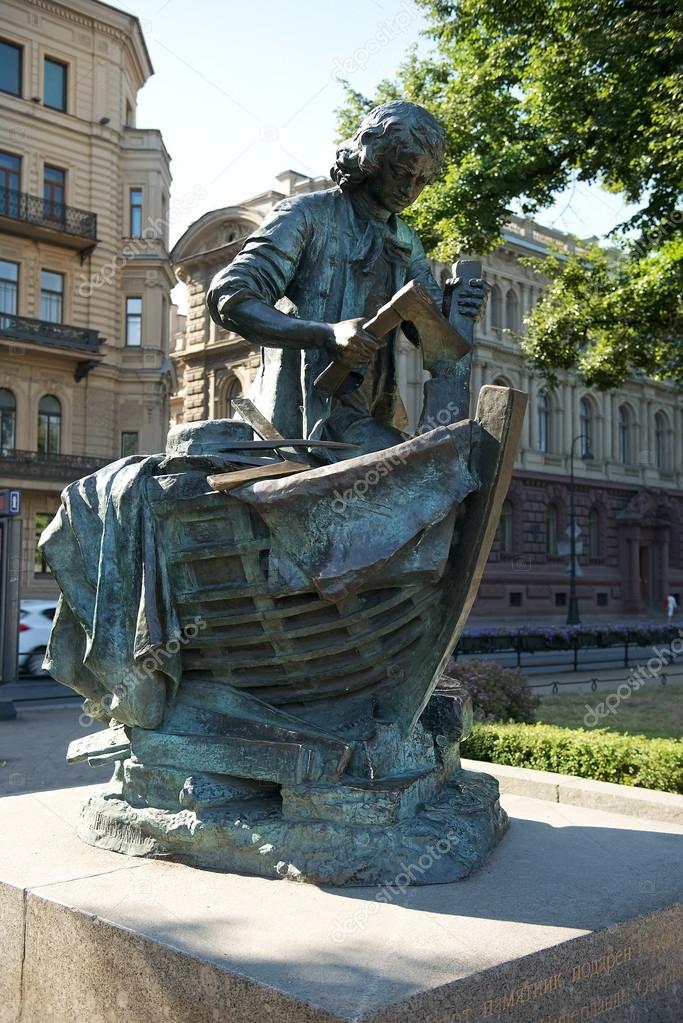 Tsar - Carpenter, monument to Peter I, St. Petersburg