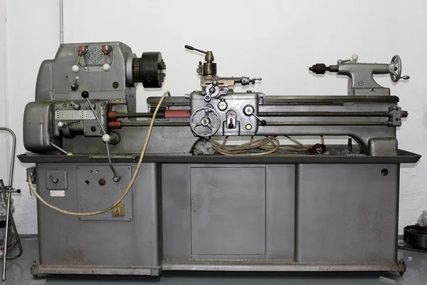 Lathe machine in a workshop — Stock Photo, Image