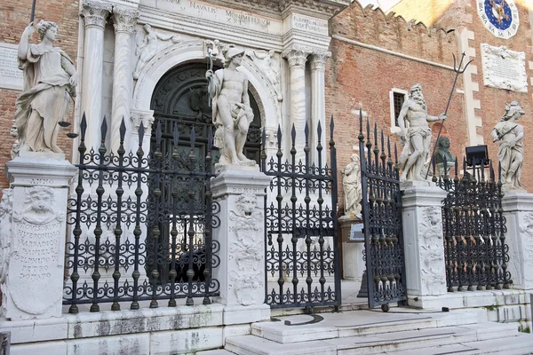 Entrée principale dans l'Arsenal vénitien, Venise, Italie — Photo