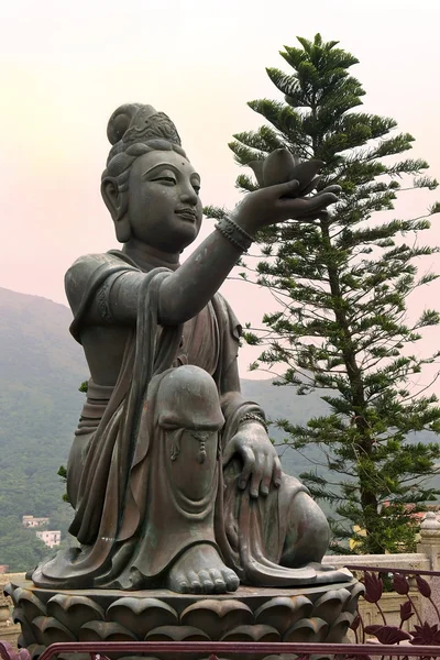 Tilbuddet om de seks Devas, Po Lin-klosteret, Hong Kong - Stock-foto