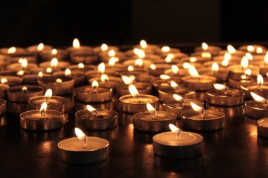 Burning memorial candles clipart