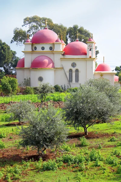 Grieks-orthodoxe kerk van de twaalf apostelen In Kafarnaüm, Israël — Stockfoto