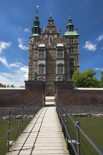 Rosenborg zamek i park w centrum Kopenhagi — Zdjęcie stockowe