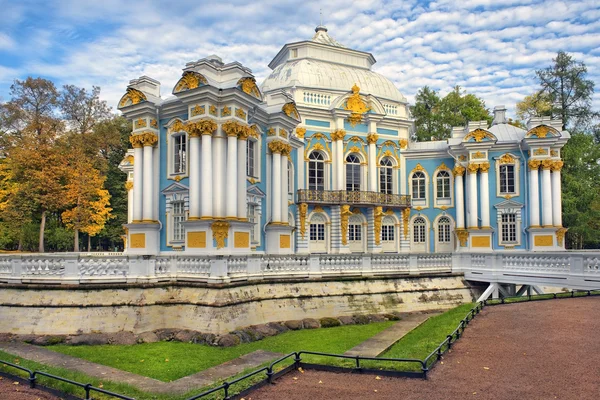 Pavilion Hermitage, Catherine Park, Tsarskoye Selo (Pushkin), Russia in autumn — стоковое фото