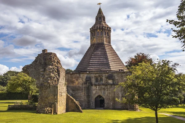 Cozinha abade de Glastonbury Abbey, Somerset, Inglaterra — Fotografia de Stock