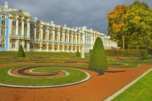 Золотая осень в парке Екатерины, Царское Село — стоковое фото