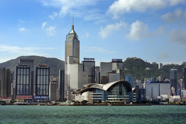 Uitzicht op Hong Kong van Victoria Harbor — Stockfoto