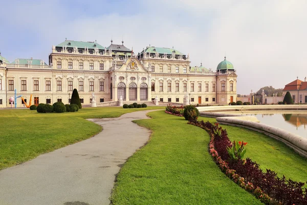 Palace övre Belveder, Wien, Österrike — Stockfoto