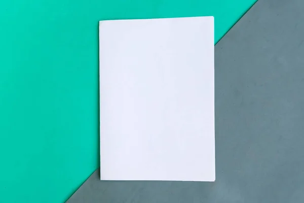Blanco Maqueta Blanco Sobre Fondo Color Espacio Copia Para Texto — Foto de Stock