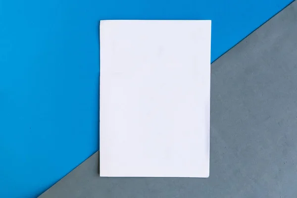 Blanco Maqueta Blanco Sobre Fondo Color Espacio Copia Para Texto — Foto de Stock