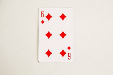 Karo altılısı, beyaz arkaplan.