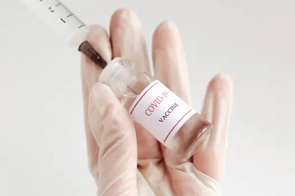 Coronavirus Vakcina Kifejlesztése Létrehozása Covid Coronavirus Vakcina Koncepció Orvos Kezében — Stock Fotó