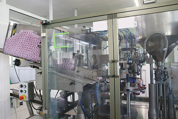 Güzellik kozmetik ürünleri. Doğal kozmetik fabrikası