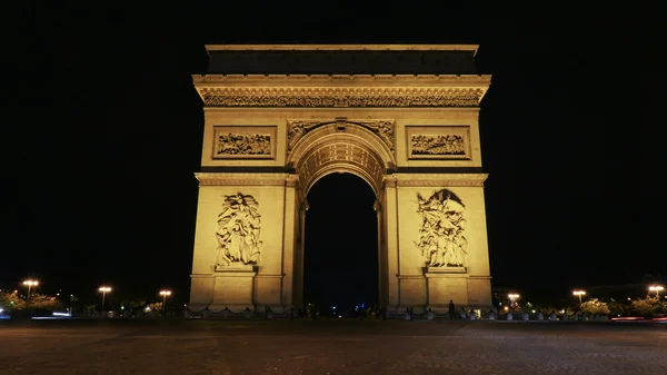 Słynny Łuk Champs-Elysees w nocy — Zdjęcie stockowe