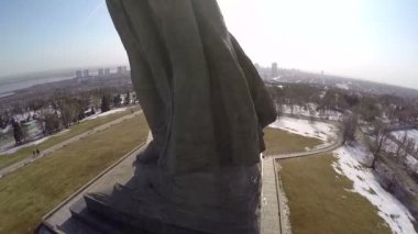 Anavatanın hava manzarası Volgograd 'daki heykeli çağırıyor.