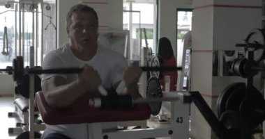 Komuta sizde pazı eğitim makinede egzersiz