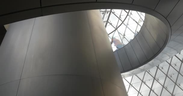 Open lift in Louvre Pyramid going down — Stock Video