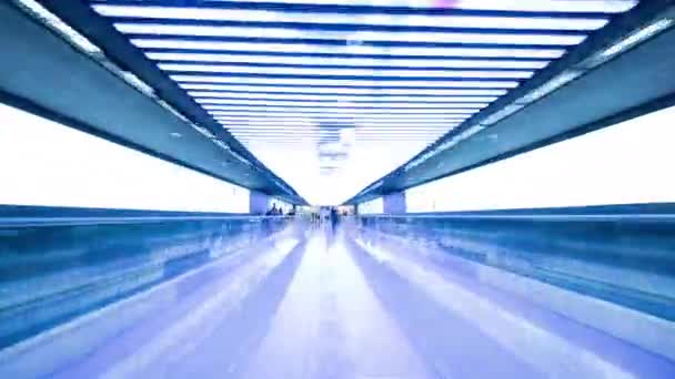 Hyperlapse di camminare all'interno dell'aeroporto di Seoul, Corea del Sud — Video Stock