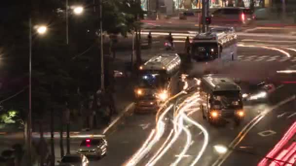 Timelapse of night car traffic on busy streets in Seoul, South Korea — Stock Video