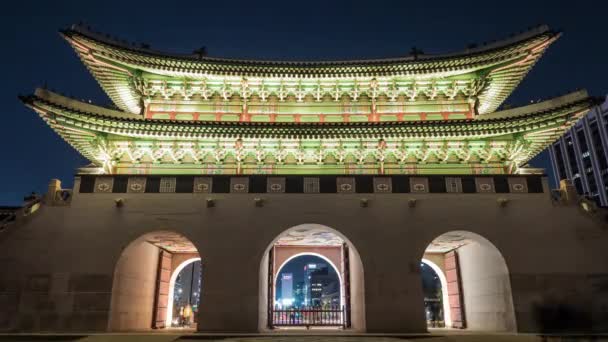 Timelapse ludzi Gwanghwamun bramie w Seul, Korea Południowa — Wideo stockowe