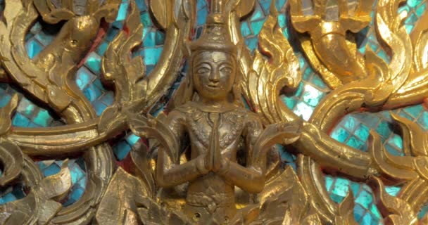 Golden ornate temple decoration with Buddha image, Thailand — Stock Video